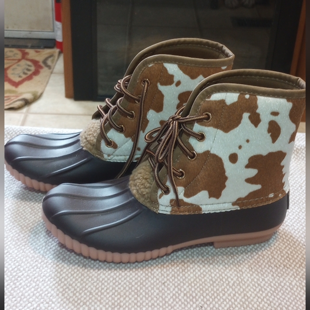 Simply Southern Cow Print Rubber Duck Boots Size 7 Gem